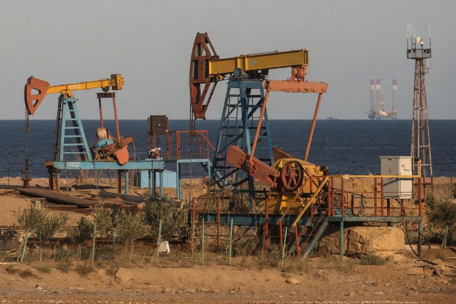 Котировки Brent достигли 87 долларов на фоне блокады Ирана