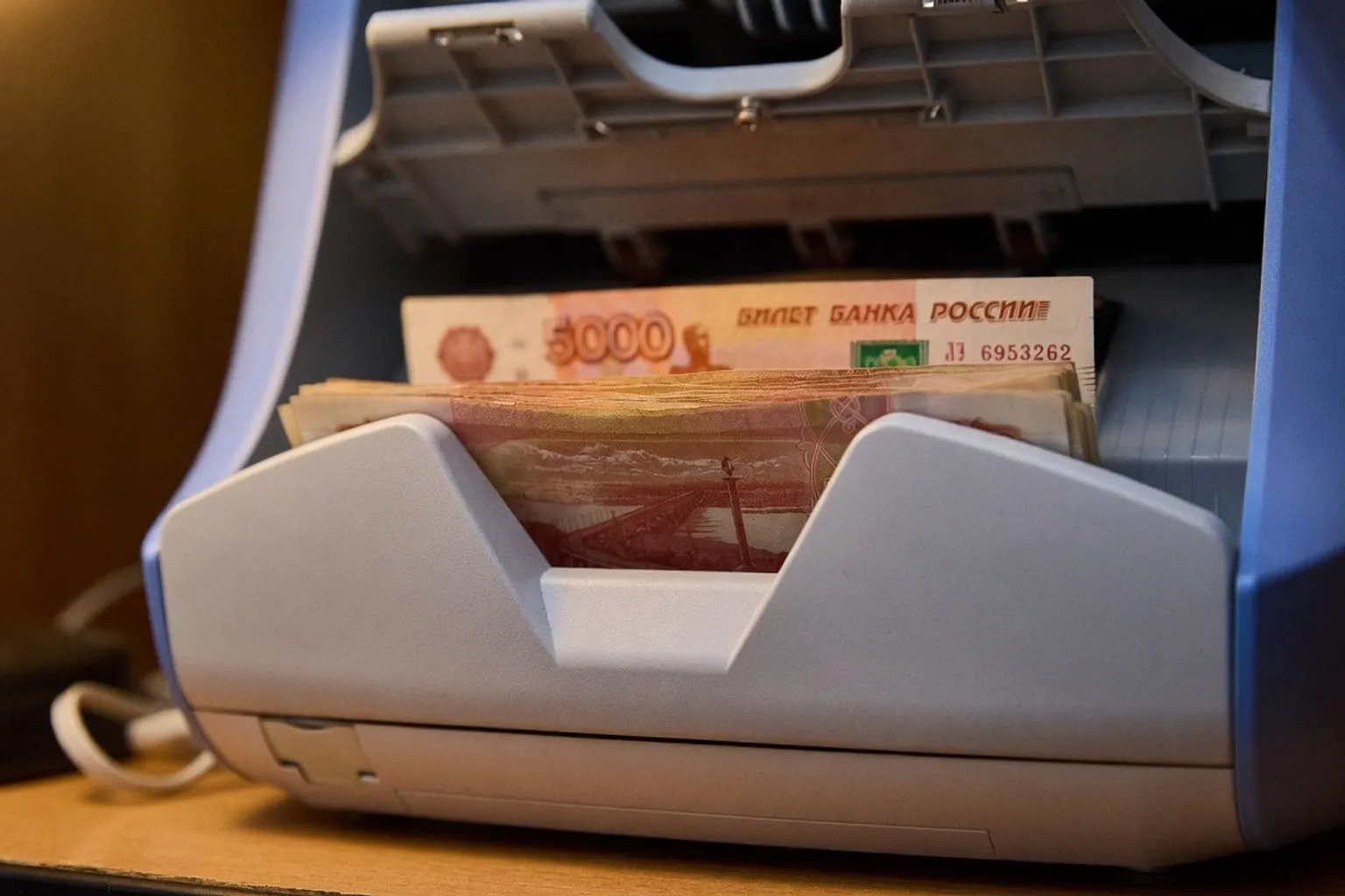 Ставки по вкладам в топ-20 банков: анализ доходности